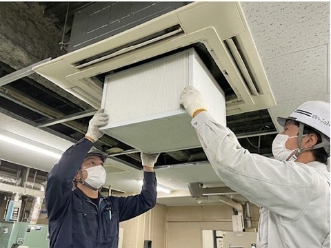 全熱交換器（ロスナイ等）フィルター清掃・交換工事