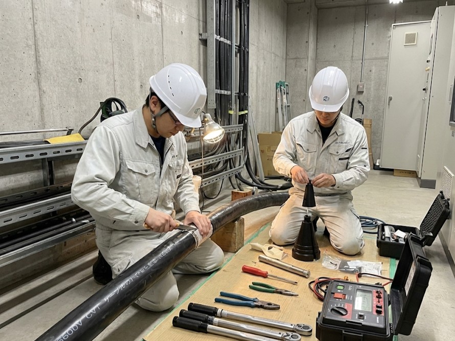 高圧ケーブル工事